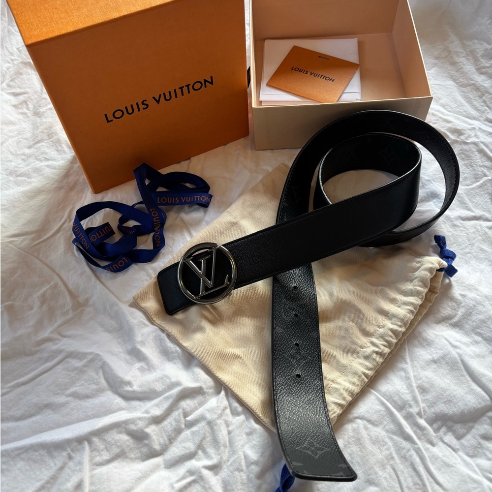 Louis Vuitton 40mm Circle Reversible Belt